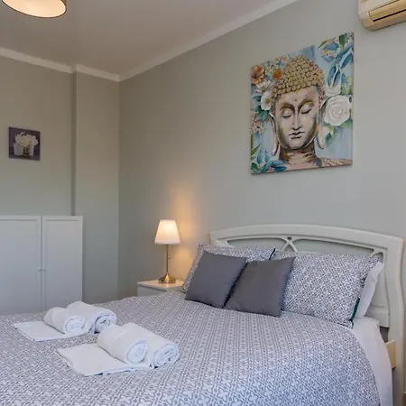 Apartment Comfort 1bdr W/pool By Lovelystay