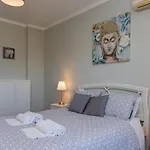 Appartement Comfort 1bdr W/pool By Lovelystay